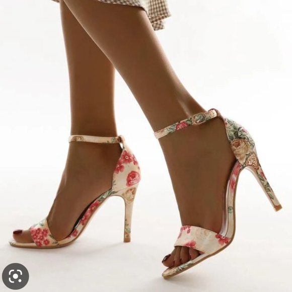 Floral Sandals "NEW" - Picture 15 of 15